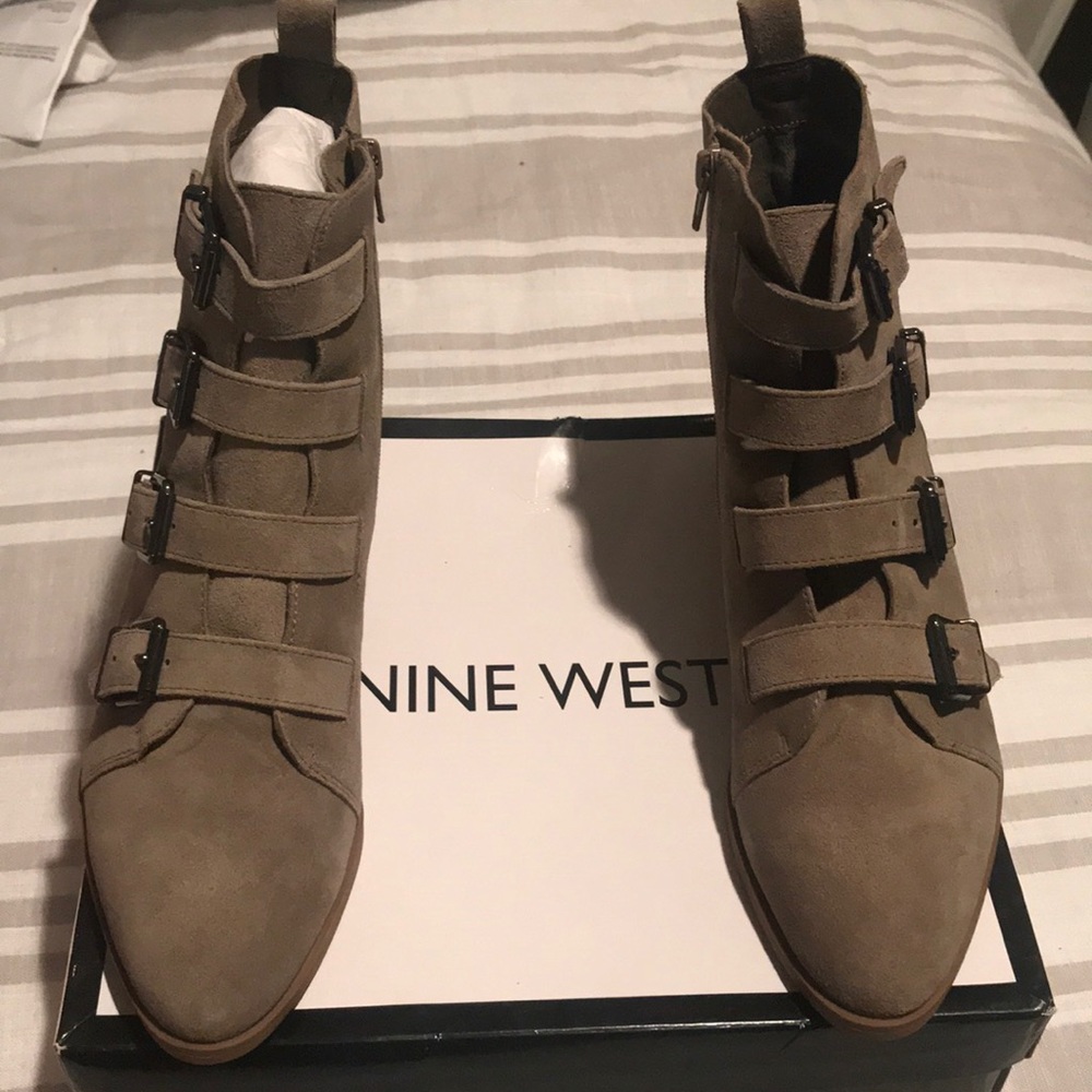 BRAND NEW Nine West Woman’s Suede Boot